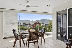 11/112-118 Sheridan Street, Cairns City
