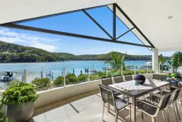 2/150 Booker Bay Road, Booker Bay