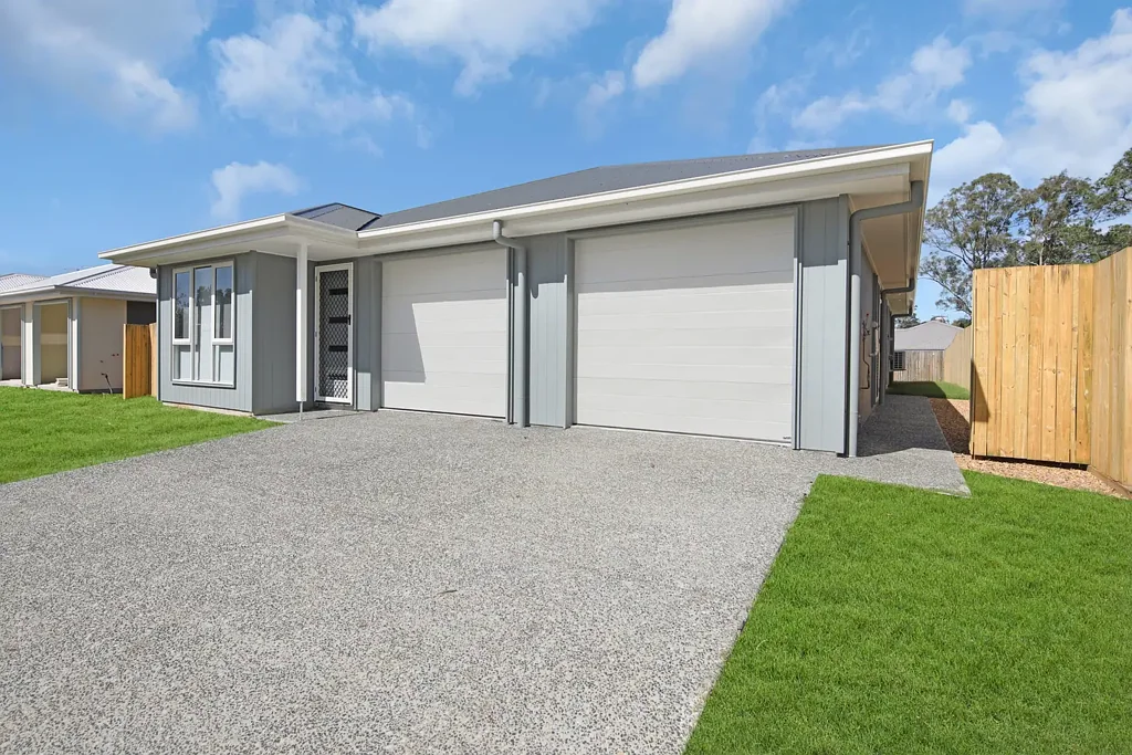 Charming 2-Bedroom Duplex