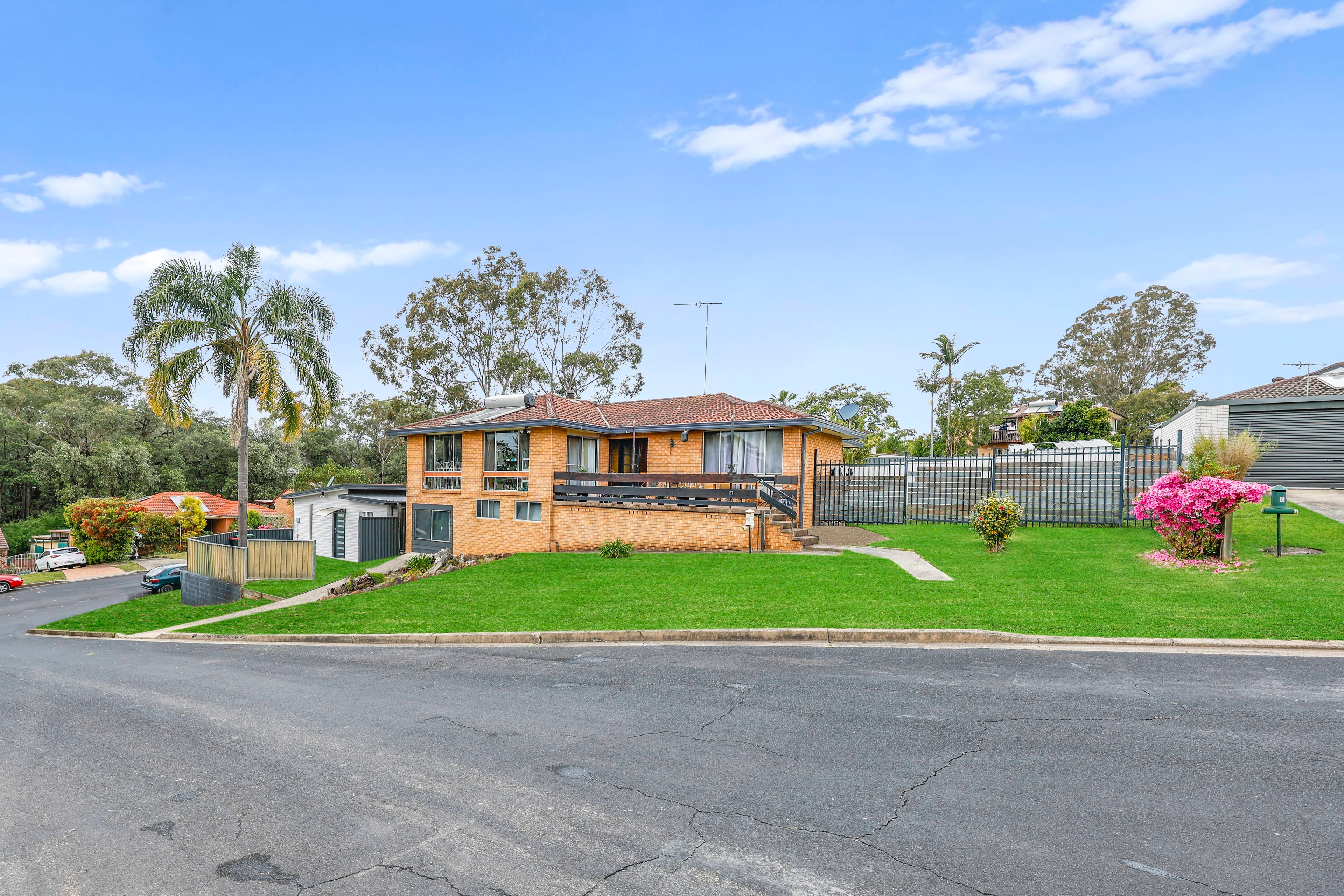 27 KEMBLA CR, RUSE NSW 2560, 0 Bedrooms, 0 Bathrooms, House