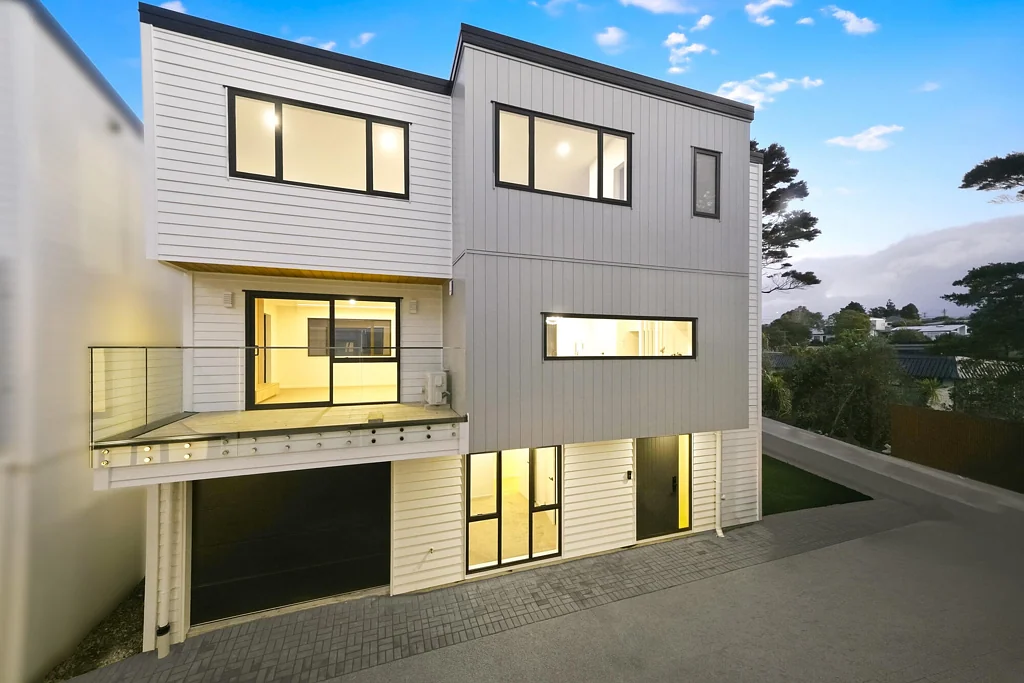 Totara Vale 3房  Smart Living in Double Westlake Zone