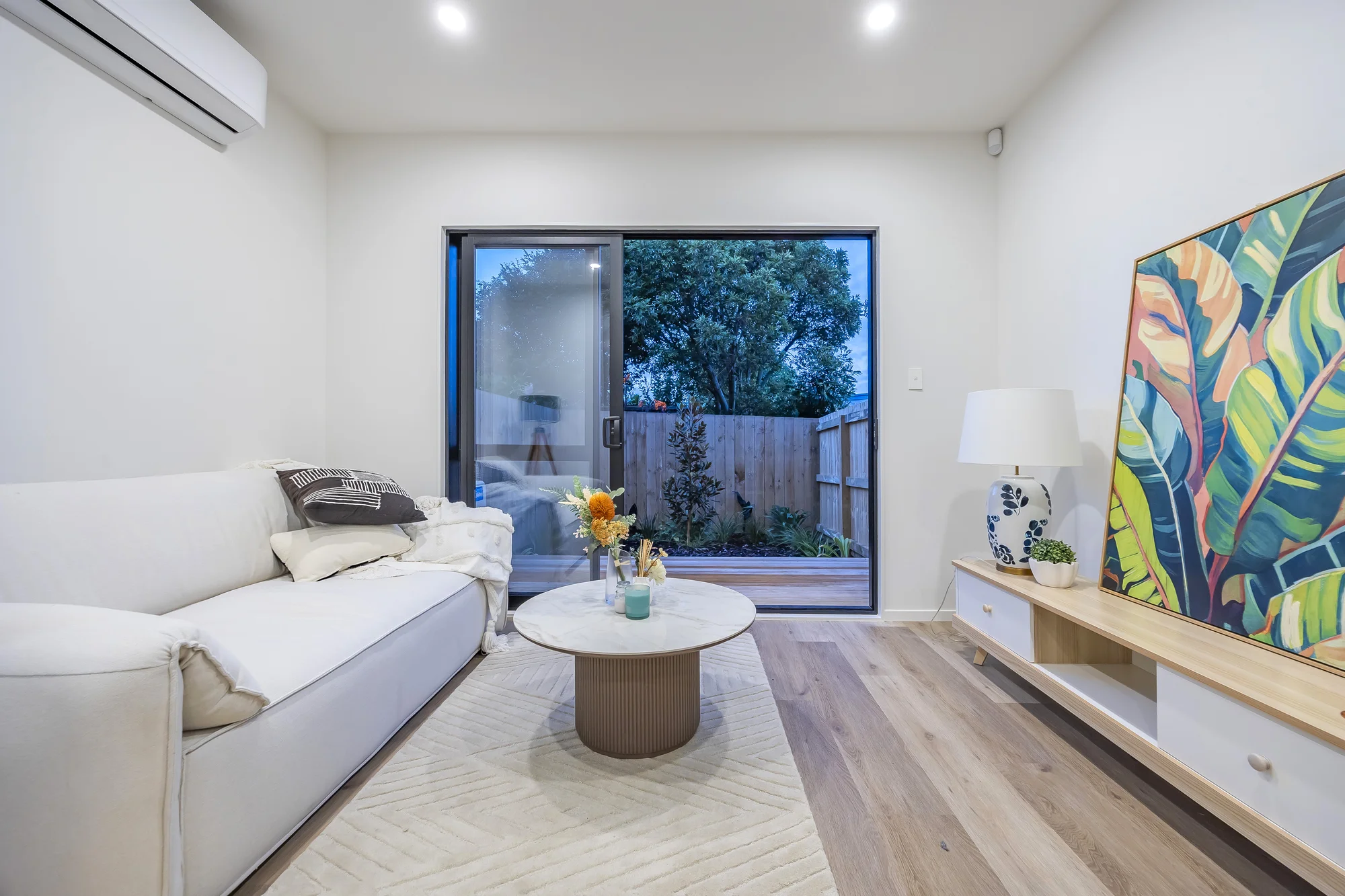 Mangere Bridge 2 Slaapkamer Urgent Sale The Cheapest 2-Bdrm in Mangere Bridge!