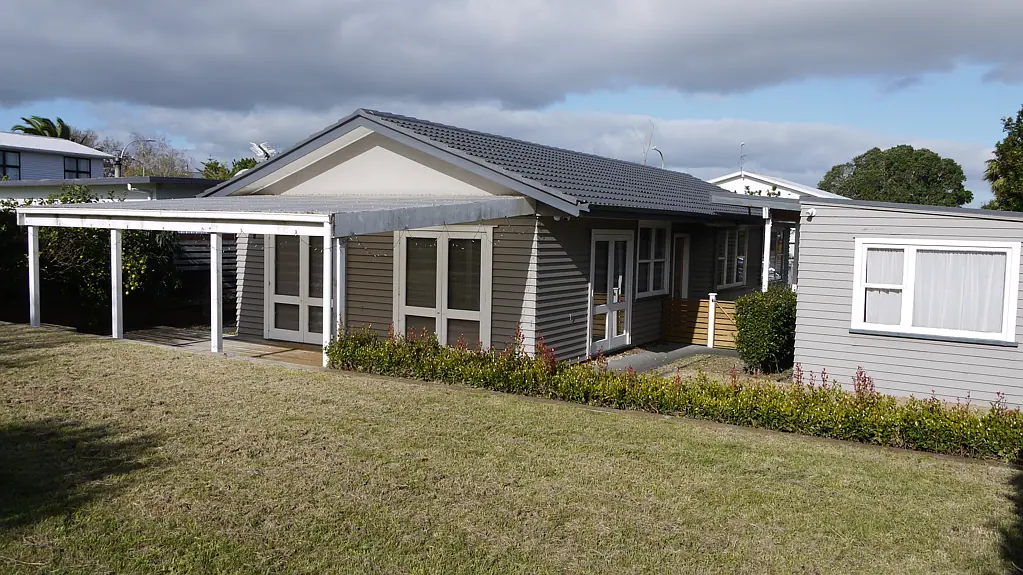 25 Tatariki Street, Papakura, Auckland
