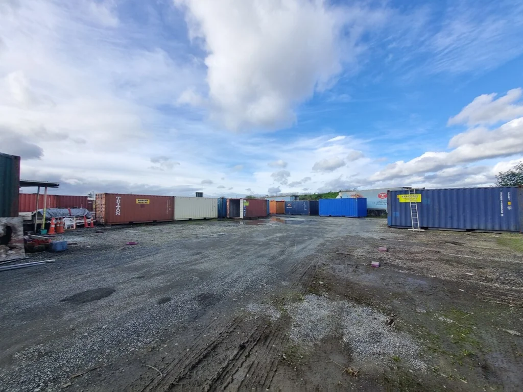 Henderson Large Yard Available for Lease