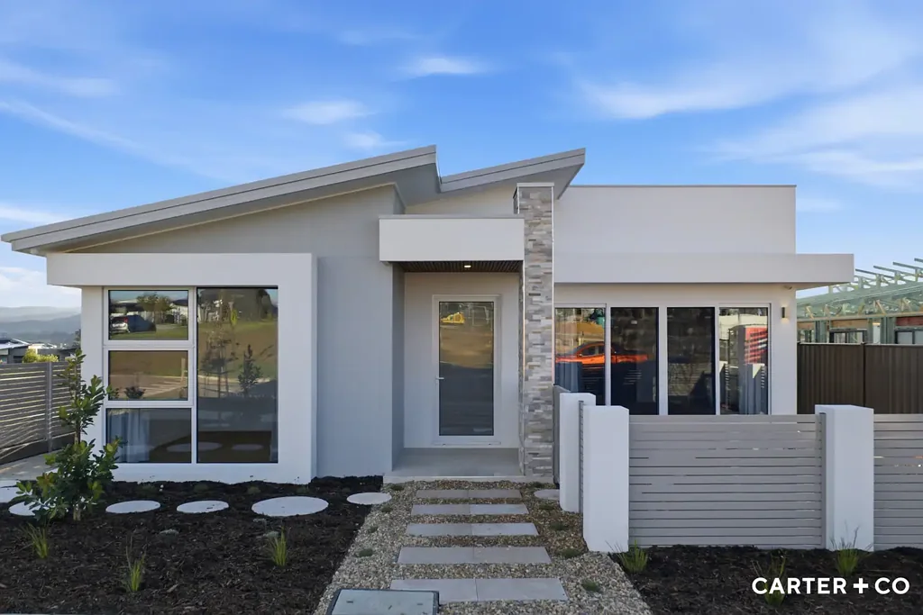 Macnamara 4 Bedroom Contemporary Elegance Meets Natural Wonder