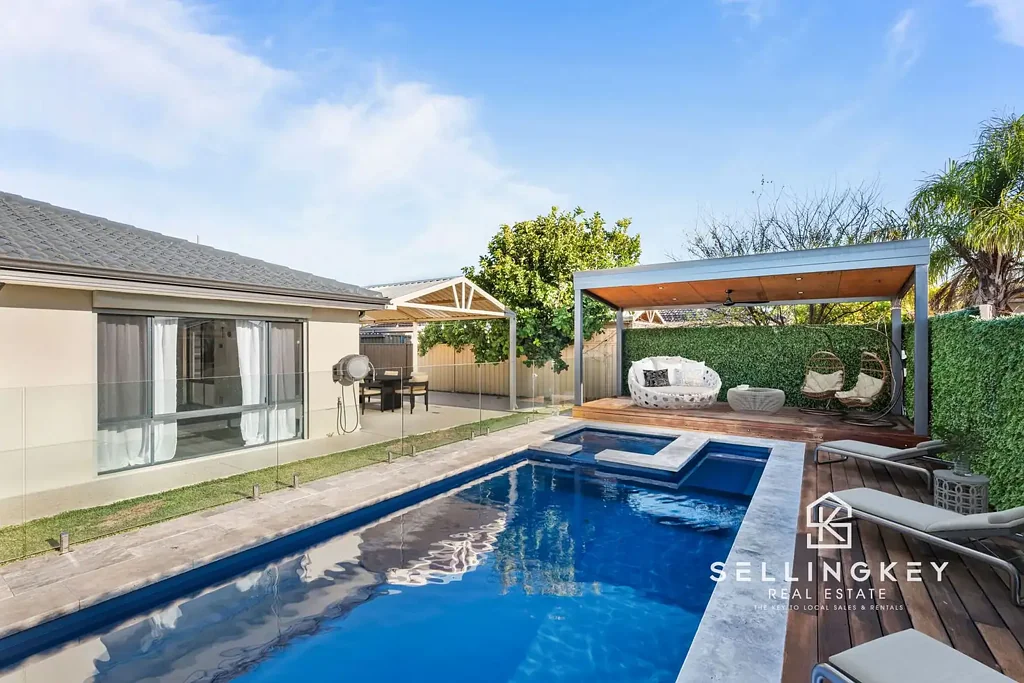 Canning Vale 4कमरा SellingKey Real Estate presents 28 Northfield Crescent, Canning Vale!