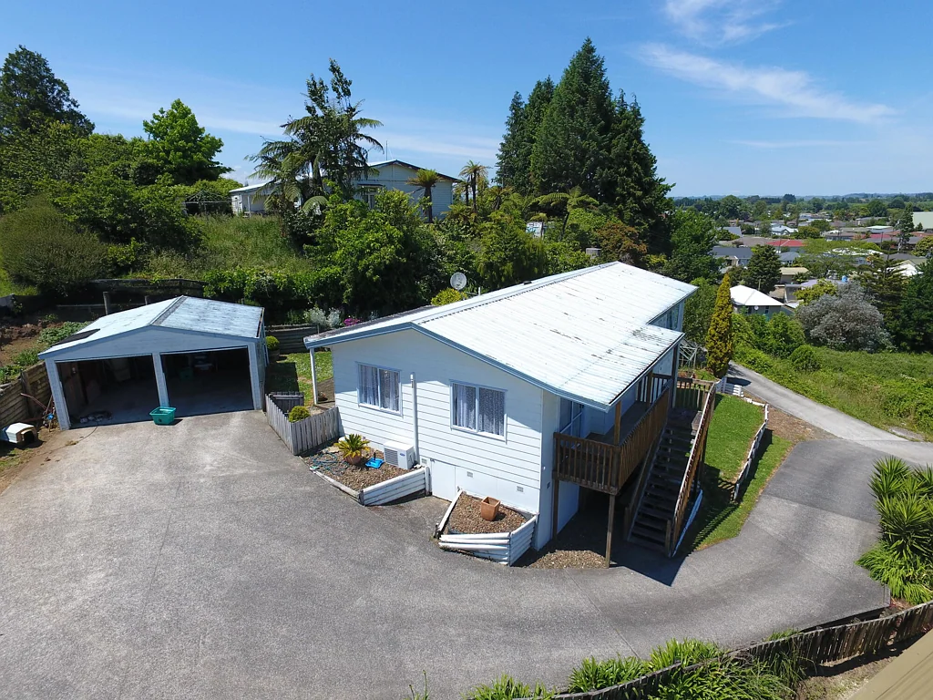 Otorohanga 3房  Elevated with Afternoon Sun