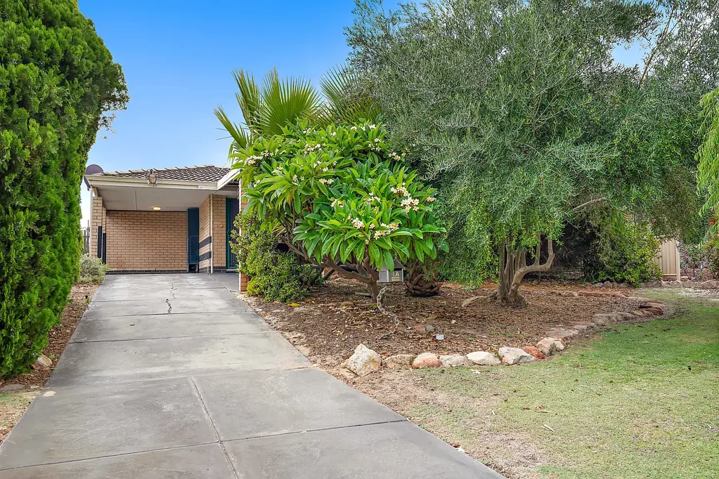 4A Bullfinch Street, Spearwood, WA 6163