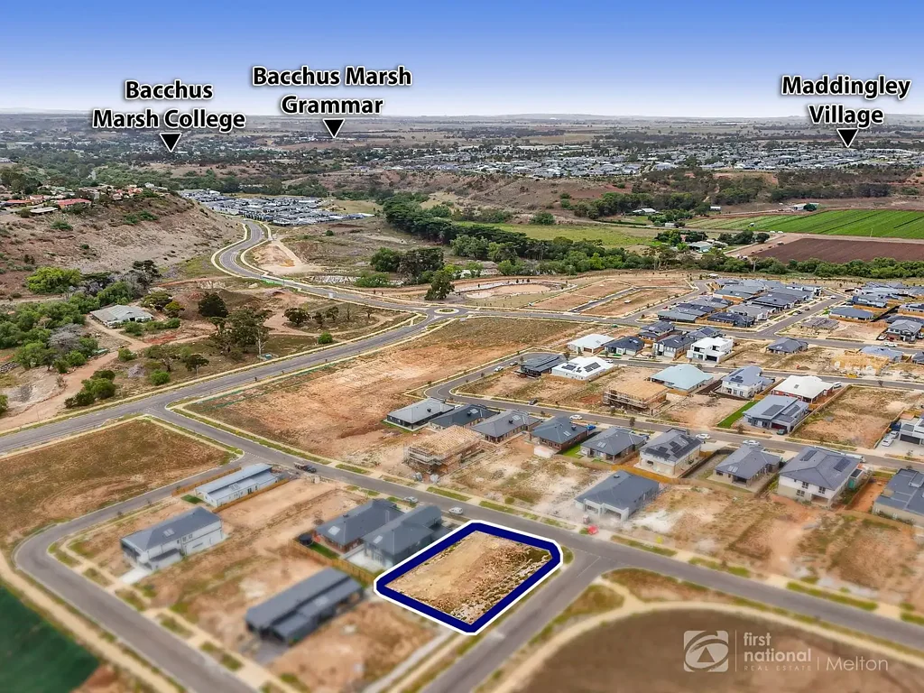 Bacchus Marsh 抓住黄金地段 795平方米宽敞地块
65公里至墨尔本市中心
巴克斯马什社区丰富历史
适合建造豪华住宅花园
加入Underbank社区 宁静便利融合
机会难得 立即行动 Prime Allotment in Bacchus Marsh&apos;s Prestigious Underbank Estate