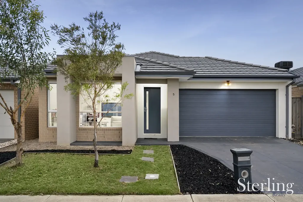 5 Shallow Street, Mambourin, VIC 3024