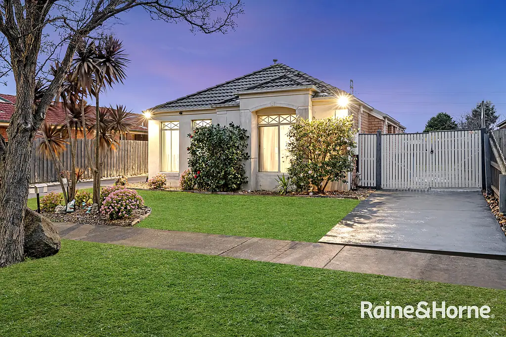 8 Middleham Close, Cranbourne West, VIC 3977