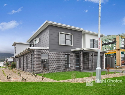 17 Thornbill Street, Wongawilli, South Coast, 3 chambres, 2 salles de bain, Townhouse