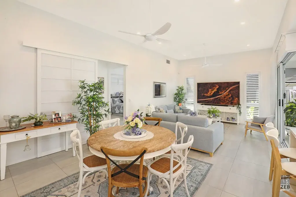 Palmwoods 3कमरा A Garden That Inspires, A Home That Delights