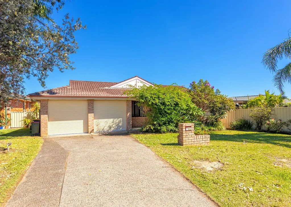 2/1 Silkyash Close, Old Bar, NSW 2430