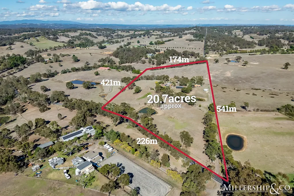80 DOCTORS GULLY ROAD, Doreen, VIC 3754
