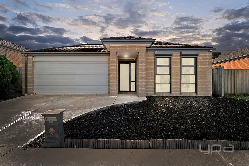 12 Triandra Drive, Brookfield, VIC 3338