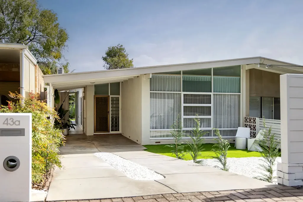 Magill 2房  Sunlit Mid-Century Elegance in the Heart of Magill