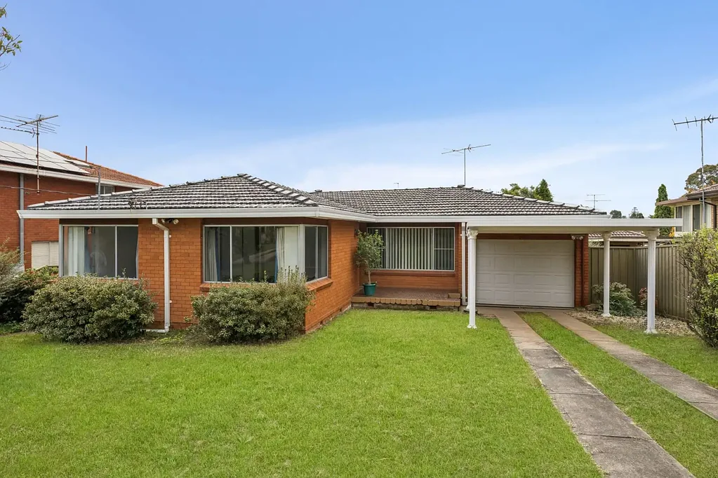 Three Bedroom Family Home In Matthew Pearce Catchment!