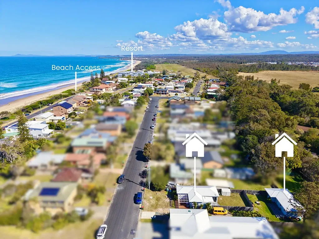 Old Bar 4房  A Rare Coastal Opportunity – Two Homes, One Unbeatable Location
