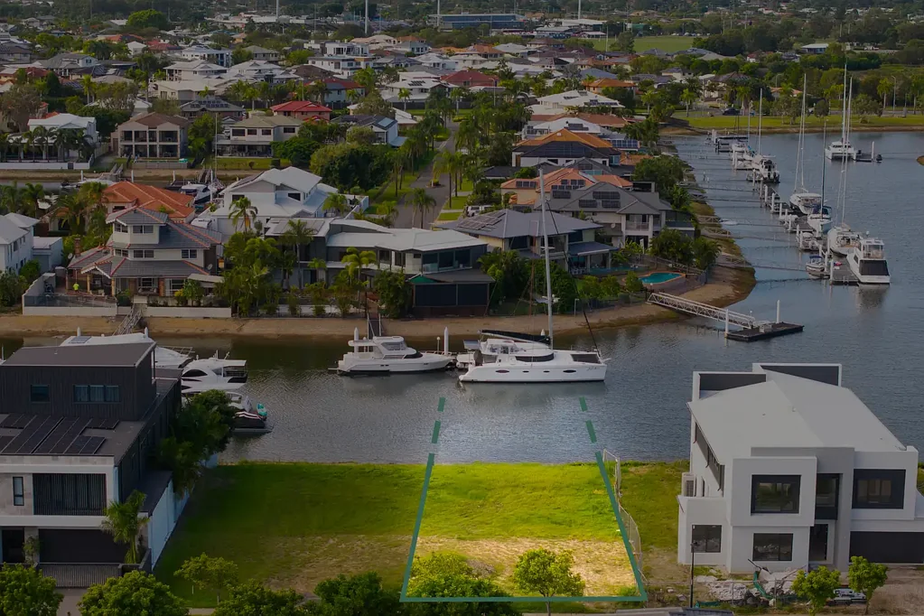 Newport WATERFRONT LUXURY BEGINS HERE!