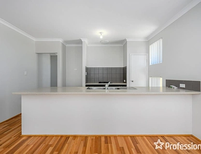 81 Lake Valley Drive, Lakelands, Rockingham, 4 habitaciones, 2 baños, House