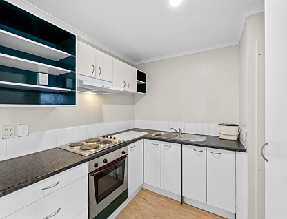 3T/1 Wadier Place, Henderson, Waitakere City, 1 ห้องนอน, 1 ห้องน้ำ, Apartment