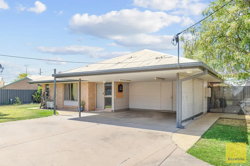 5 Vanessa Place, Emerald, QLD 4720
