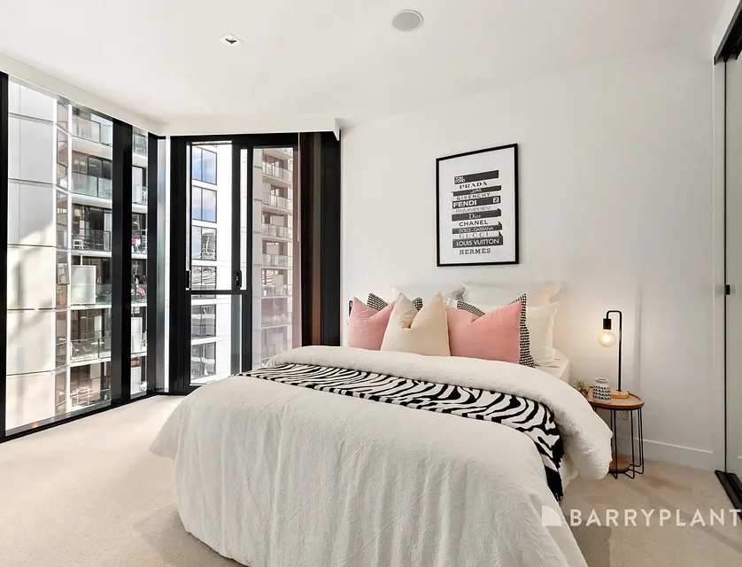 916/677 La Trobe Street, Docklands, VIC 3008, 1房, 1浴, 公寓