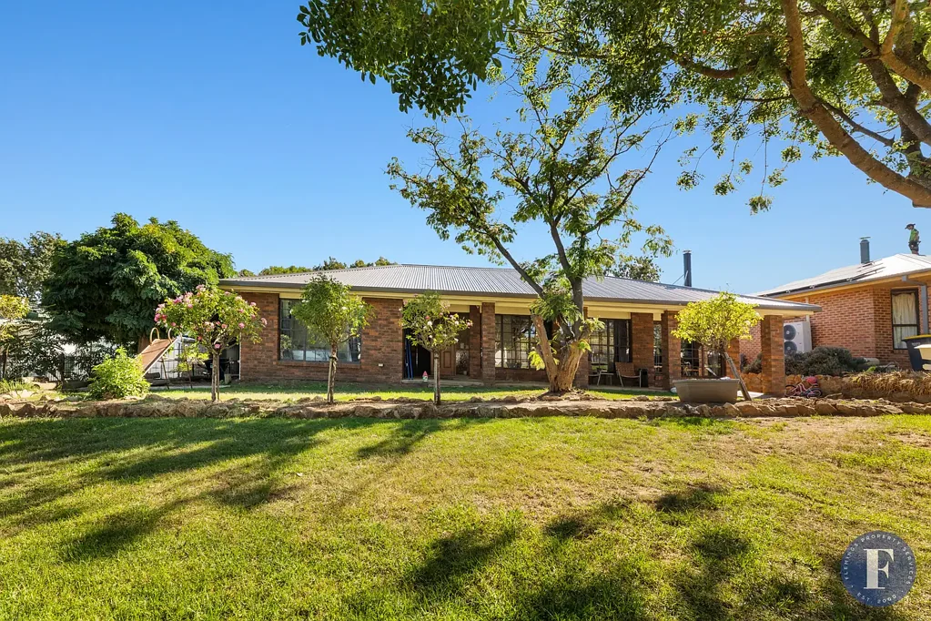 207 Neill Street, Harden, NSW 2587