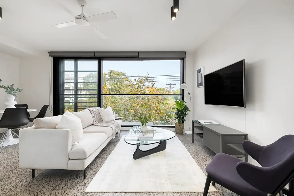 St Kilda 2침실 Leafy Outlooks, Luxury Finishes, Unbeatable Location