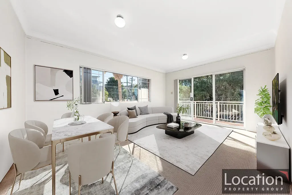 Westmead 2部屋 Corner Apartment with Northerly Aspect & Leafy outlook. Uber convenient location. Priced to Sell.