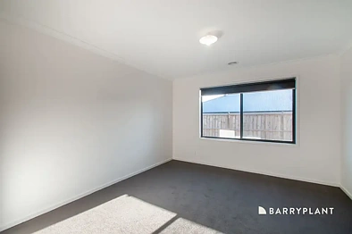 18 Henley Avenue, Warragul, VIC 3820, 4 slaapkamers, 2 badkamers, House