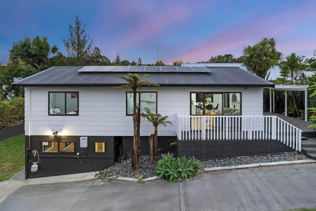 18B Glengarry Road, Glen Eden, Waitakere City, Auckland