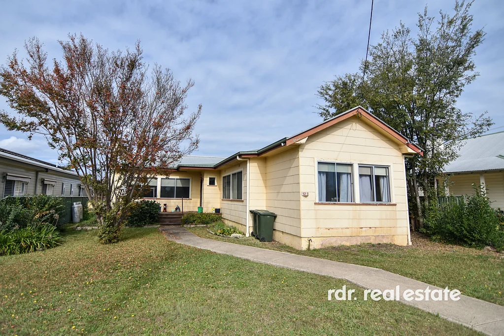 Inverell 4房  CALL CHISHOLM HOME