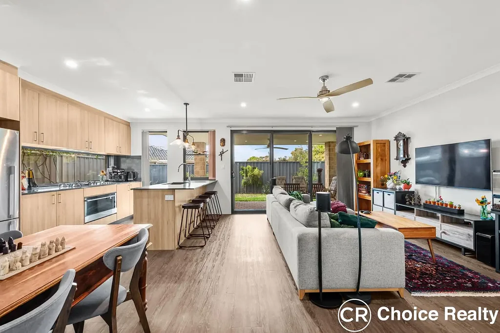 Bassendean 3Kwarto Fantastic Location…So Versatile!