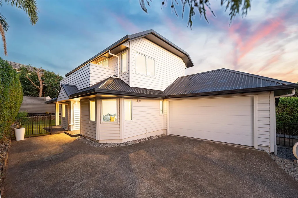 Mount Albert 4Zimmer Absolute Family Gold Ignore CV, a Must See