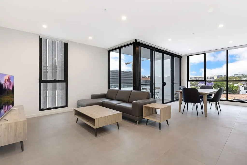 Fully Furnished 2 bedroom for lease at Westend In Glebe