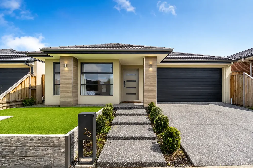 Modern Family Living in the Heart of Wollert