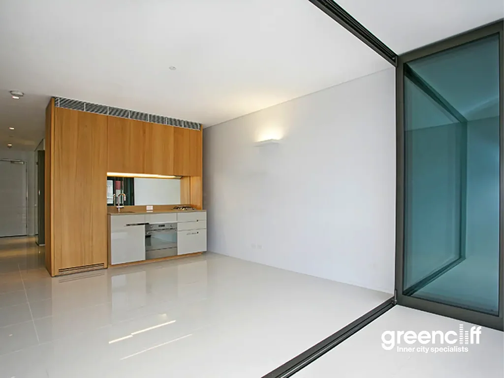 LEVEL 10 | MODERN SUITE ONE BEDROOM WITH CITY VIEWS | @ CENTRAL PARK