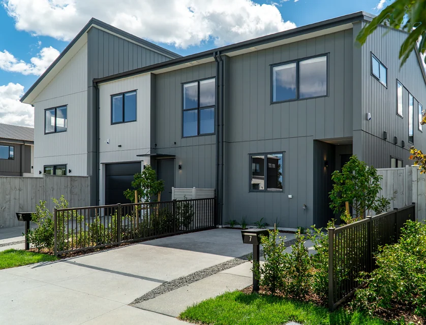 8 Paraone Crescent, Takanini, Papakura, 3 침실, 1 욕실, Townhouse