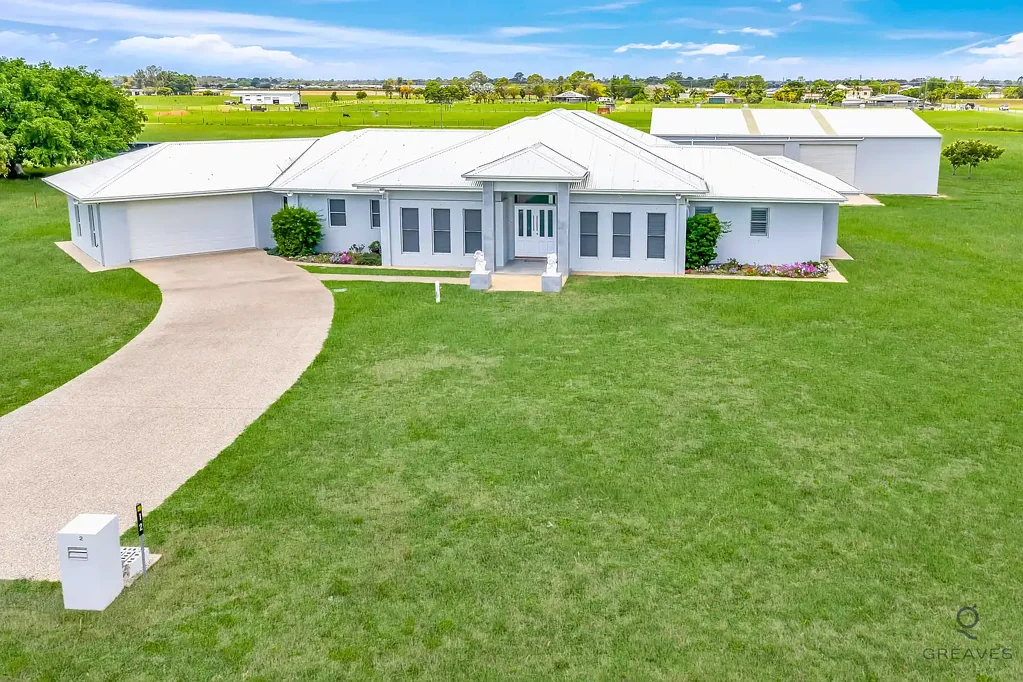 Gooburrum 4chambre Architectural Grandeur Meets Acreage Serenity