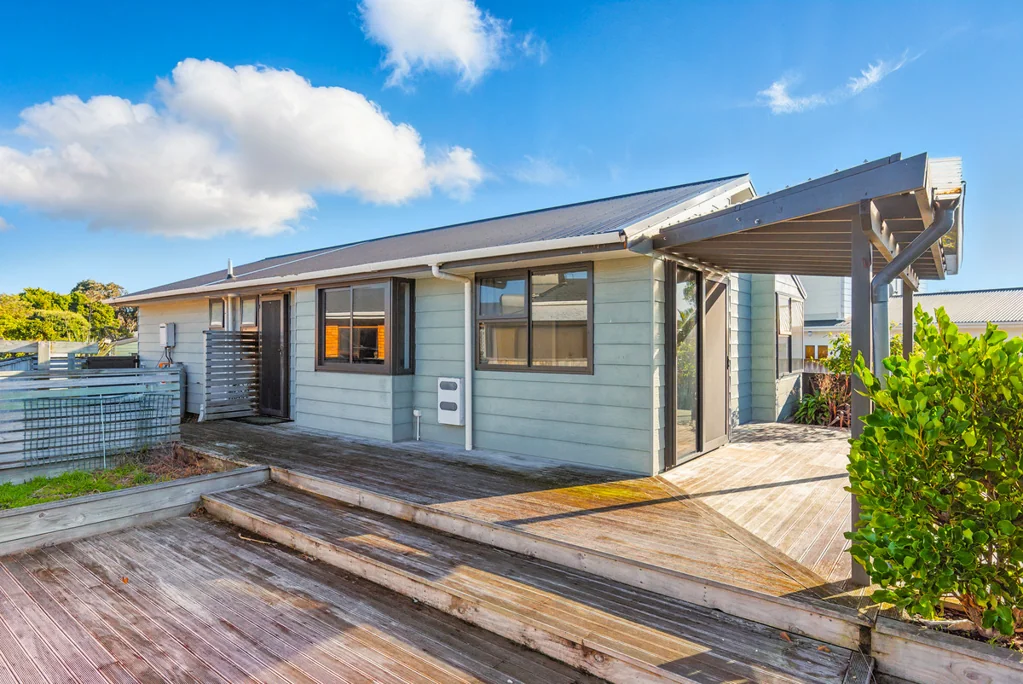 30 Eruini Street, Waikanae Beach, Kapiti Coast, Wellington