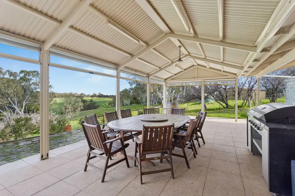 One Tree Hill 4房  Experience the Perfect Blend of Comfort, Functionality and Rural Charm