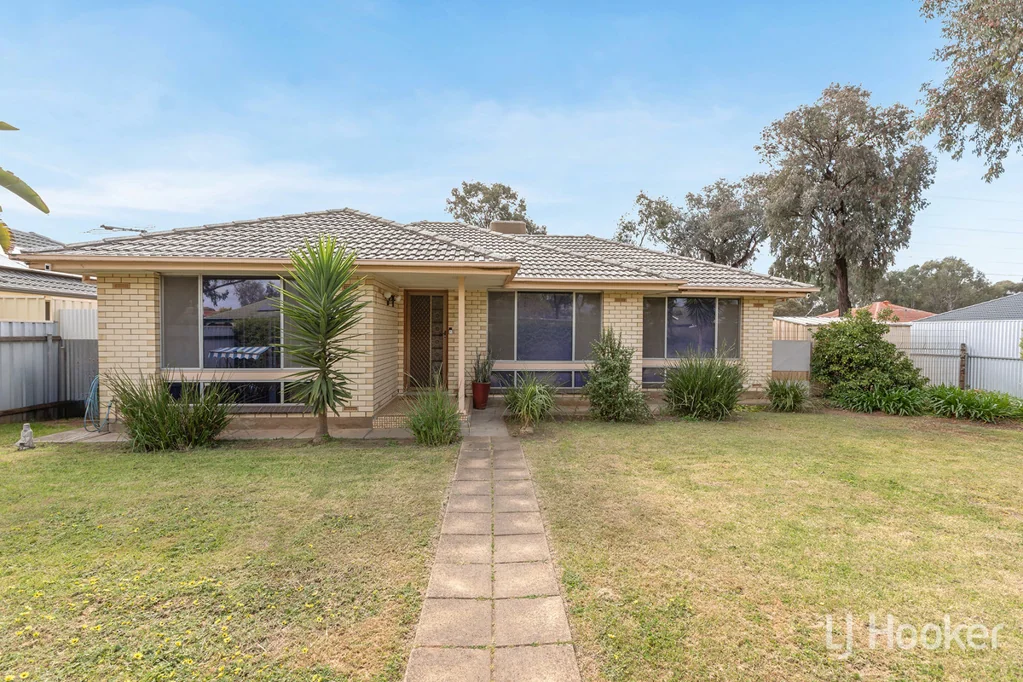 1 Eucalypt Avenue, Salisbury, SA 5108