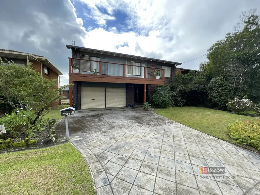 South West Rocks 5침실 A RARE OPPORTUNITY - SPACE VERSATILITY AND LOCATION