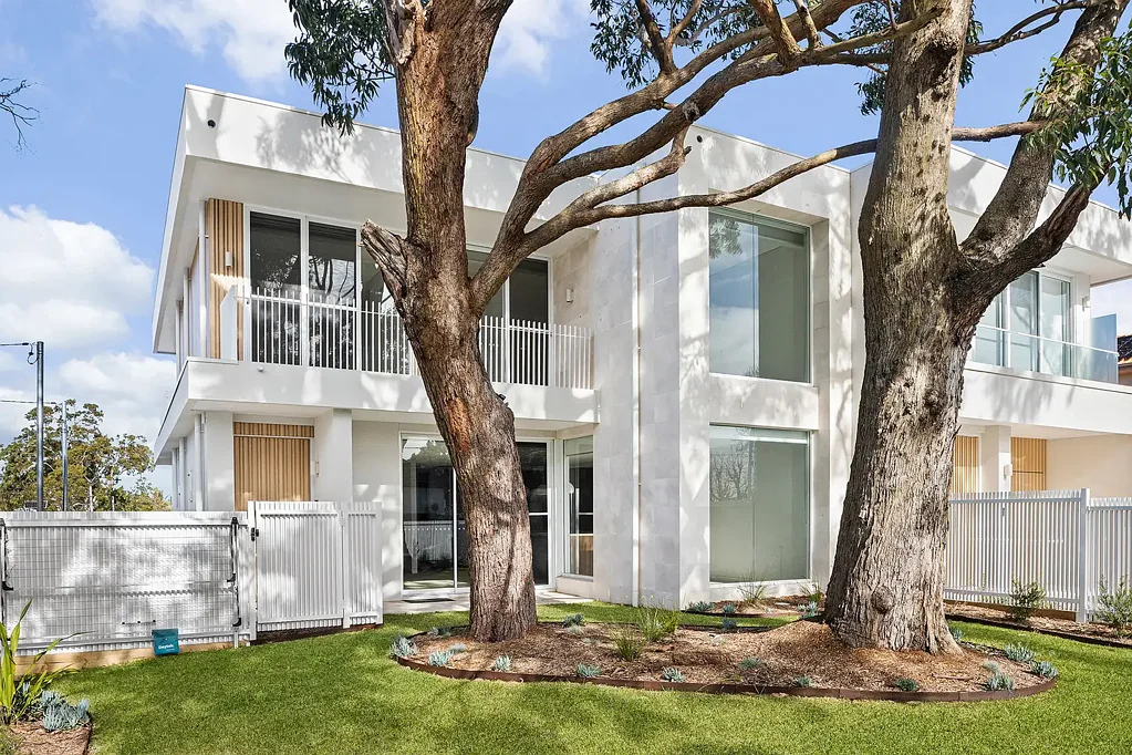 Brand New | Luxury Four-Bedroom Duplex in a Prime Caringbah South Location