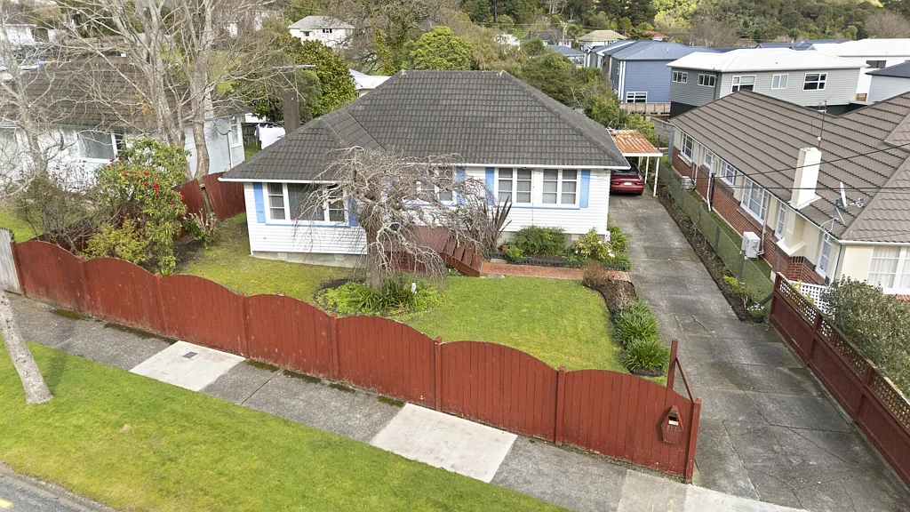 Naenae 3房  Attractive Family Home with Lifestyle Gardens