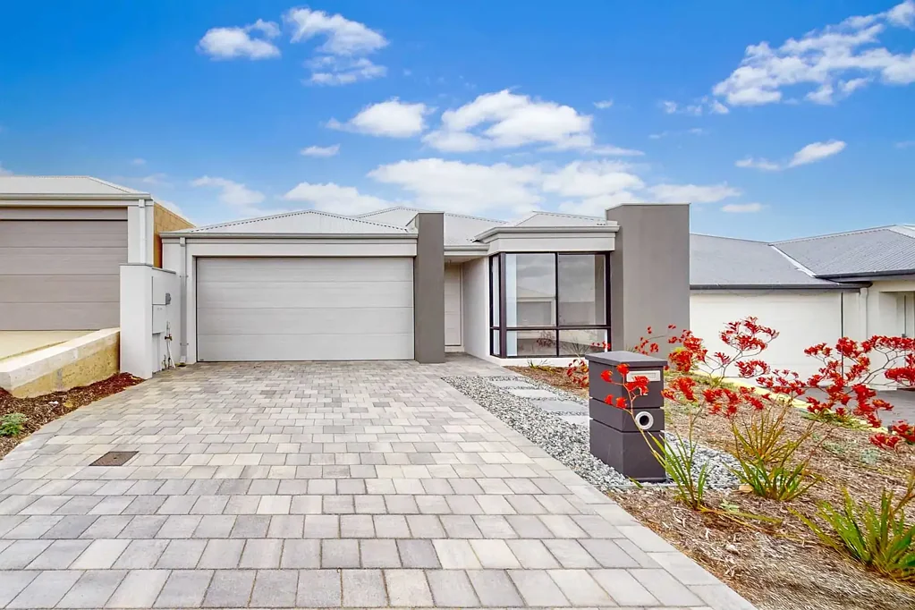 12 Nerang Road, Yanchep, WA 6035
