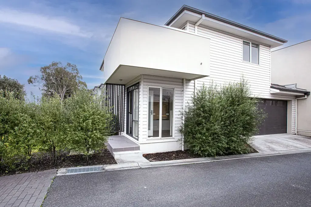 South Morang 3غرفة نوم Stylish Family Living in the Heart of South Morang