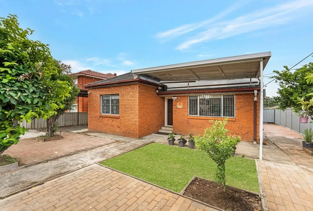 Neat And Tidy Family Home in Prime Location Of Cabramatta